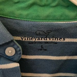 Boys large Vineyard Vines